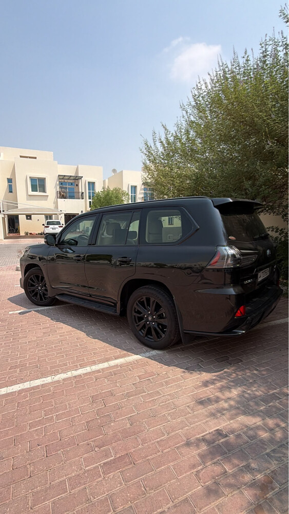 Lexus Lx 570 s Black Edition 2019 - 6