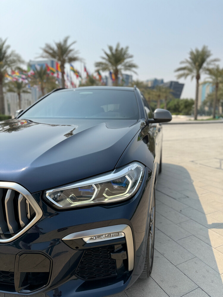 BMW X6 M50i 2022 — M Performance V8 - 6