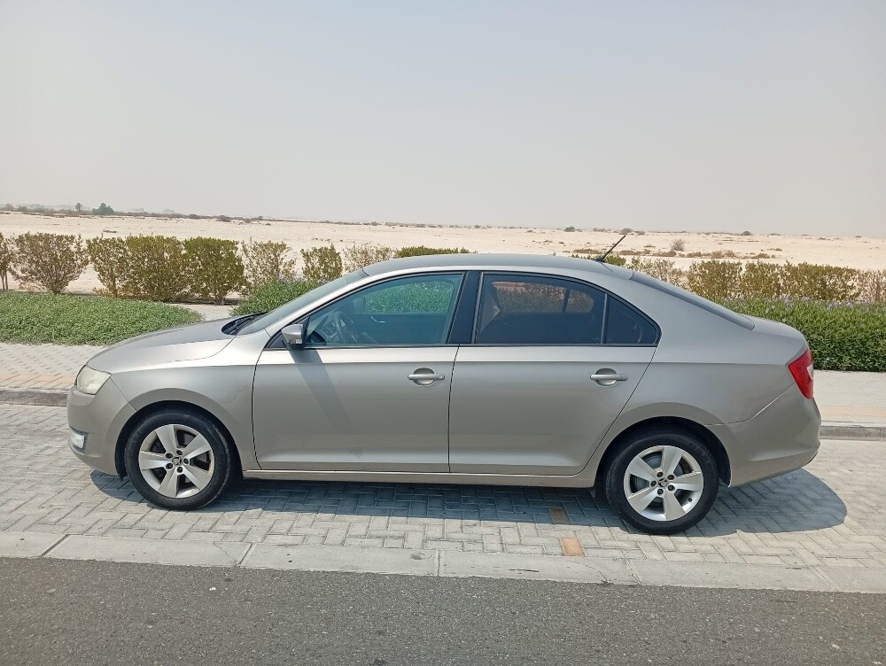 سكودا رابيد للبيع - 5