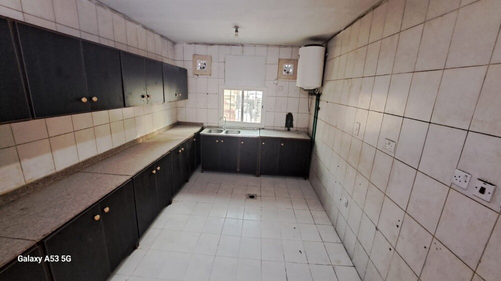 Workers' camp for rent in Industria - 9