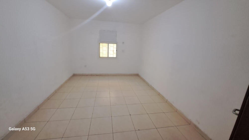 Workers' camp for rent in Industria - 11