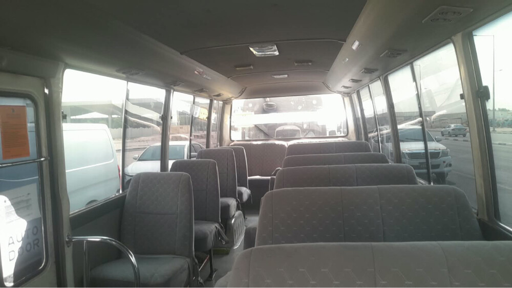 Toyota coaster 30 seater 2013 sale - 4