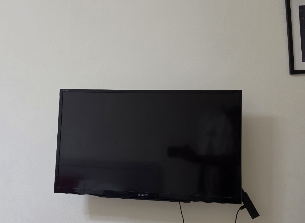 LG Nano Cell 55 & Sony Bravia 32 - 2
