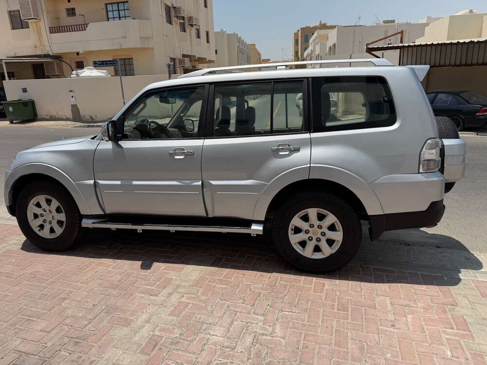 Mitsubishi Pajero 2009 - 5