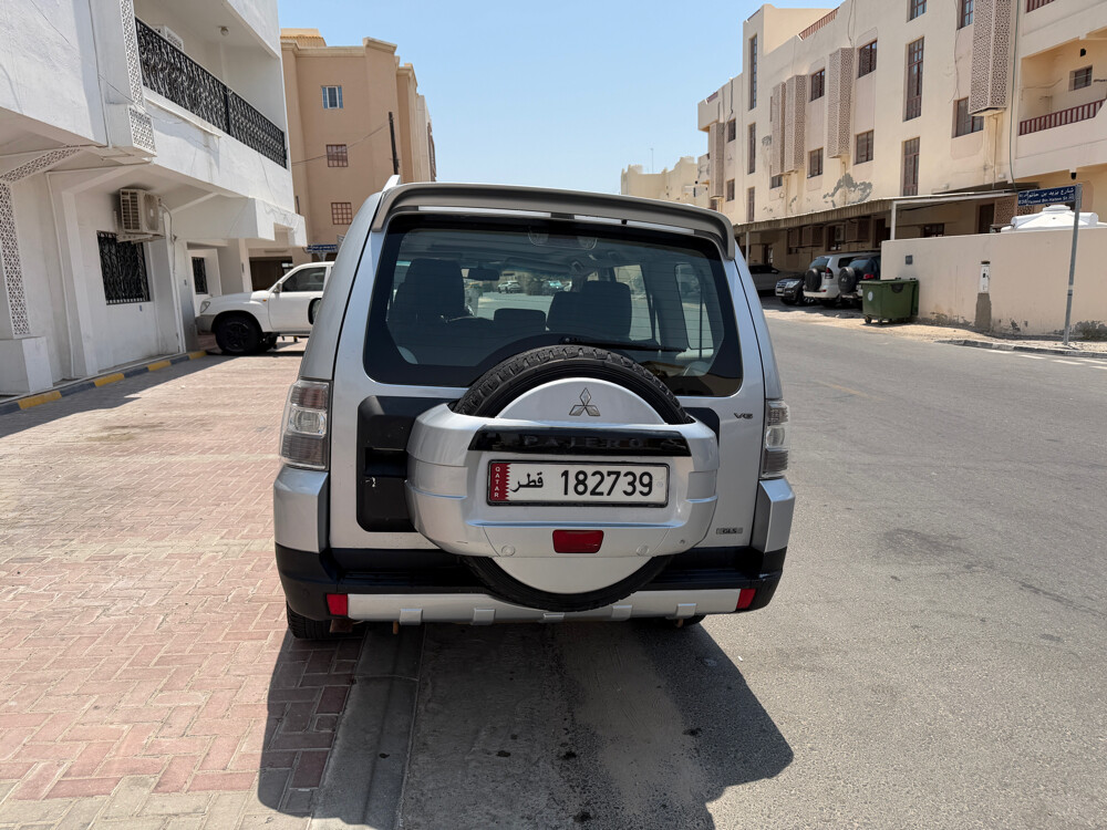Mitsubishi Pajero 2009 - 8