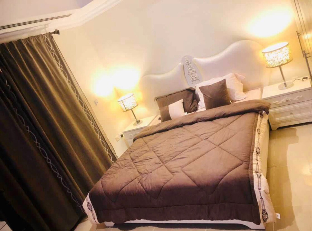 For sale bedroom without mattress - 4