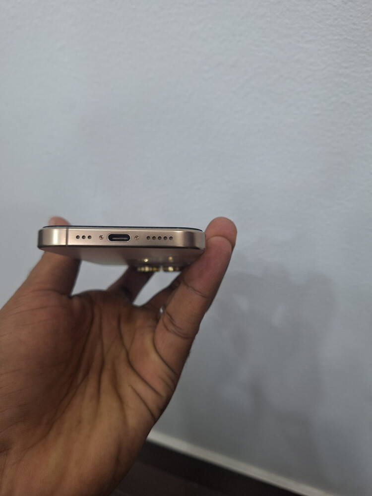 iPhone 16 Pro - 6