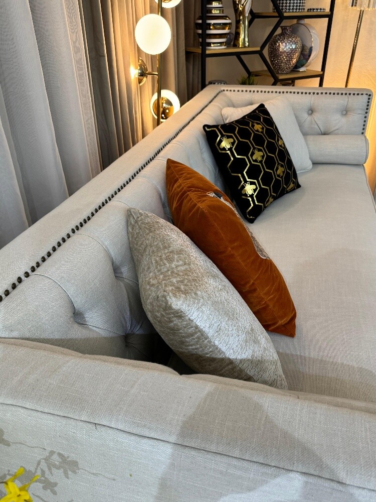 Homes R US brand - 4