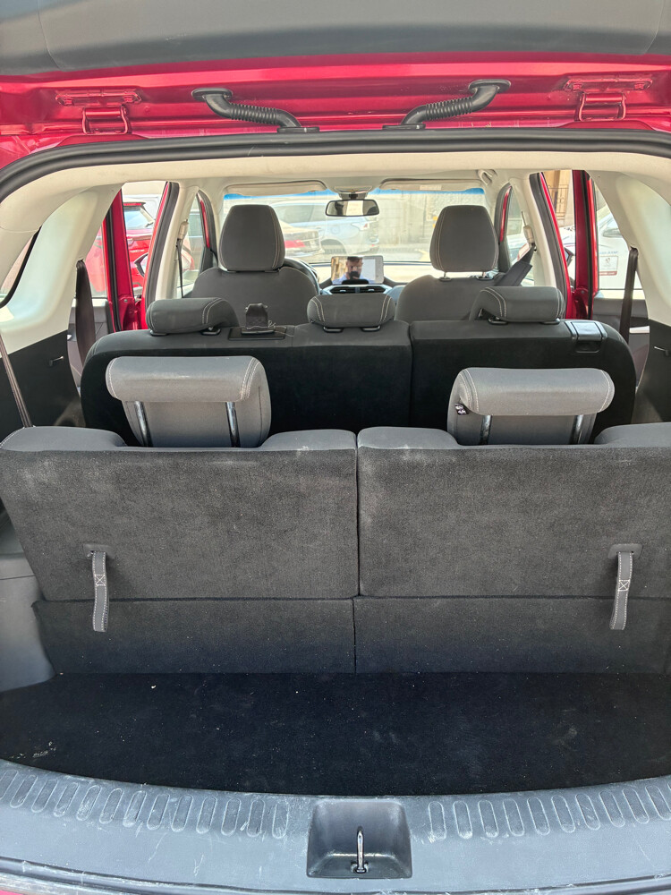 chevy Captiva 2022 Red - 3