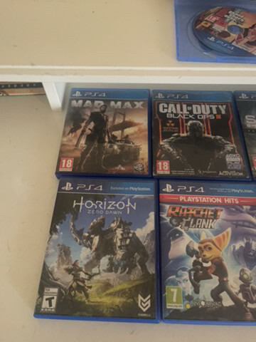 new ps 4 CDs good condition - 4
