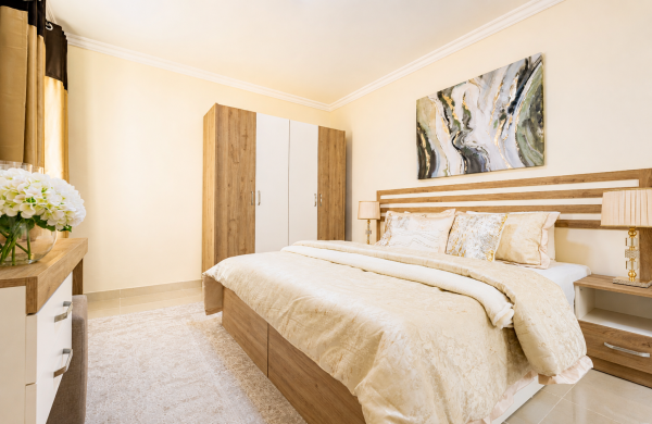 Spacious Villa in Ruba Ezdan - 8