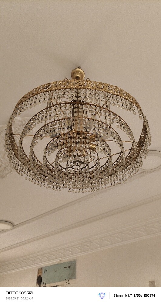 condition 10 by 9   price Qr 600 fi - 12