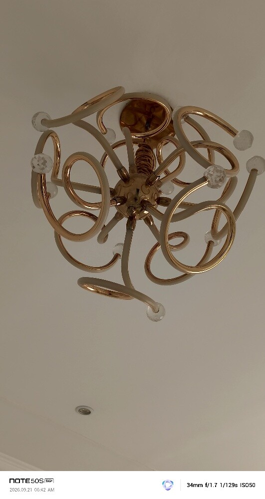 condition 10 by 9   price Qr 600 fi - 10