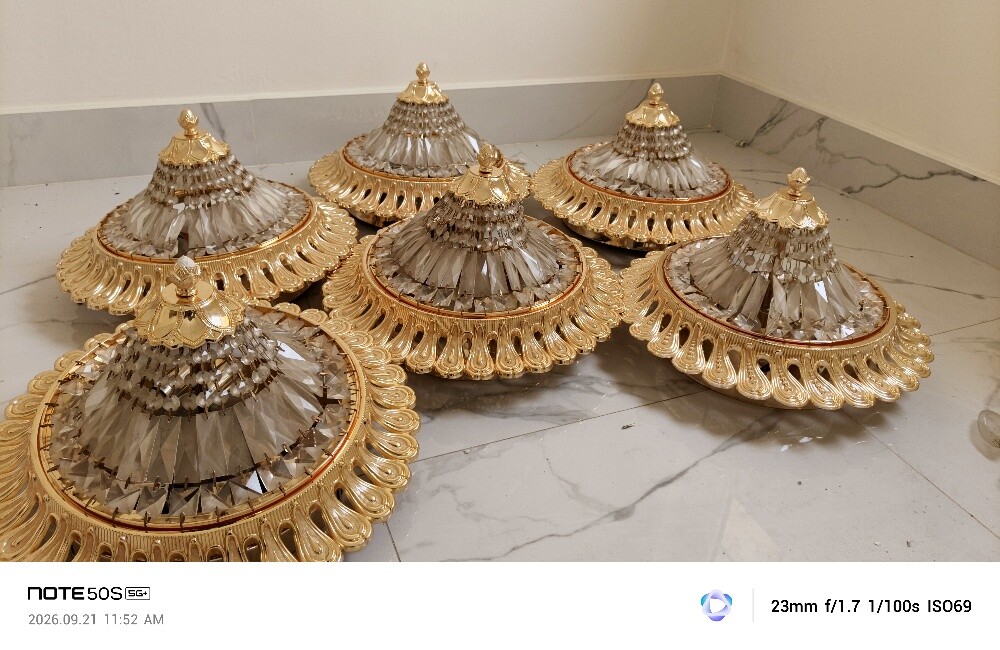 condition 10 by 9   price Qr 600 fi - 1
