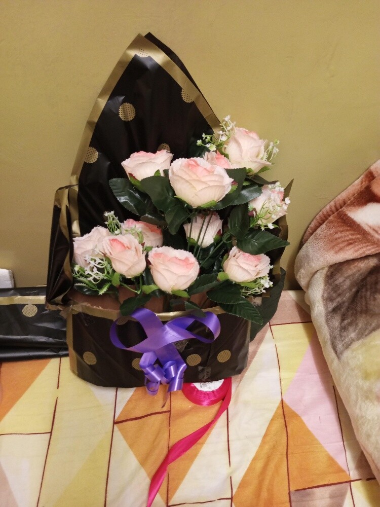 Beautiful Artificial Red Roses - 2