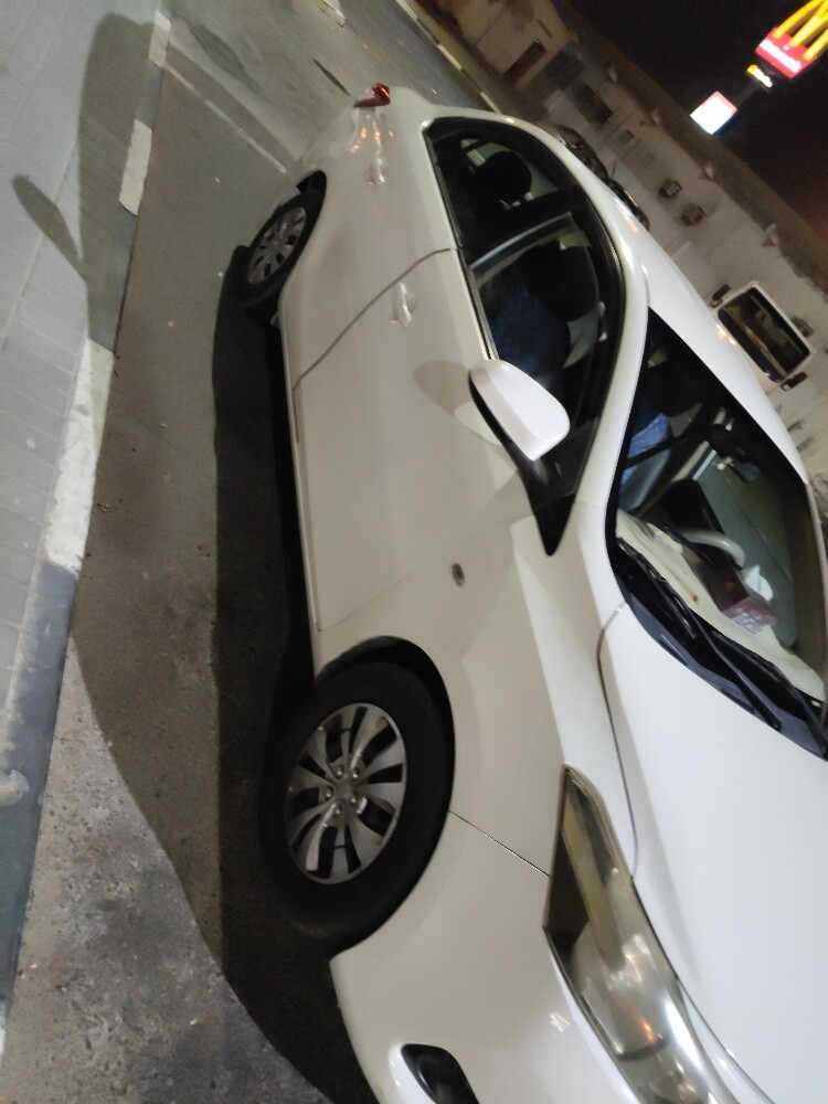 Toyota yaris 1.5 - 7