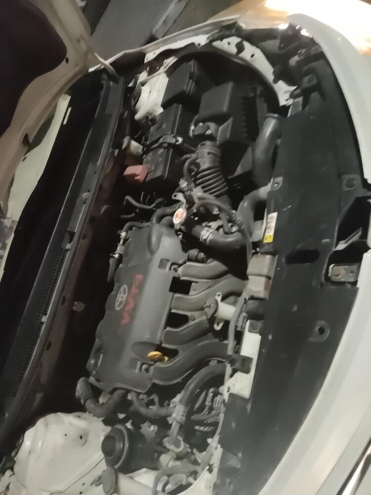 Toyota yaris 1.5 - 12