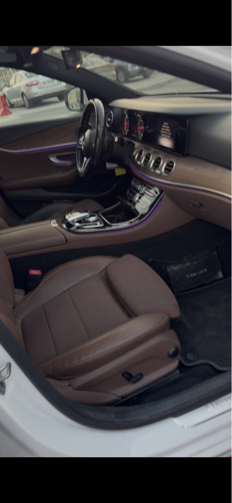 E200. 2020 - 6
