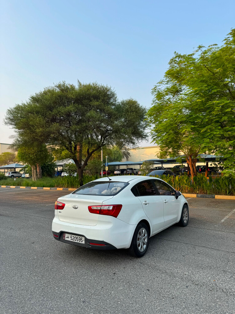 Kia Rio - 6
