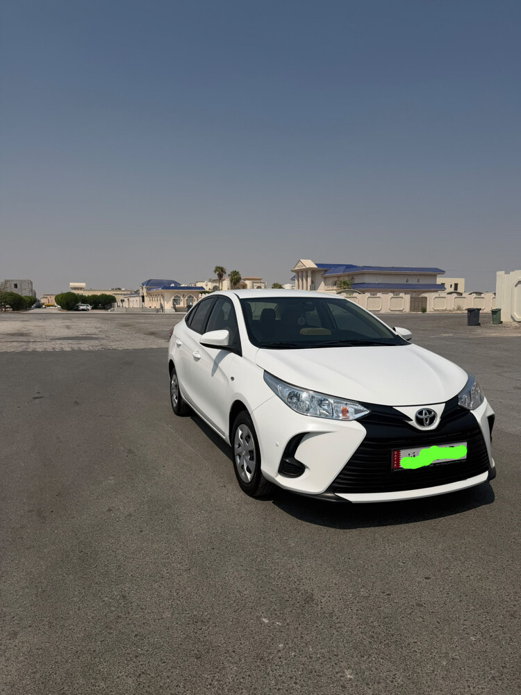 Yaris, original paint, accident 0 - 6