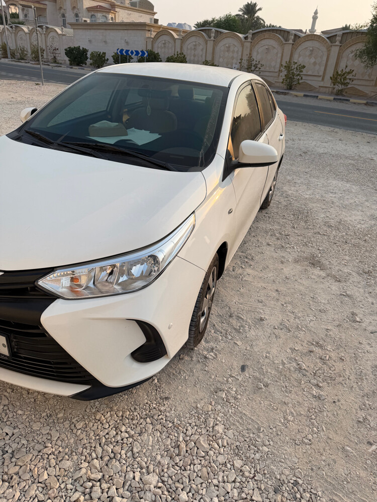 Yaris, original paint, accident 0 - 13