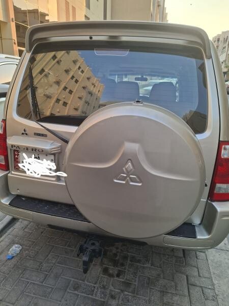 Mitsubishi Pajero - 3