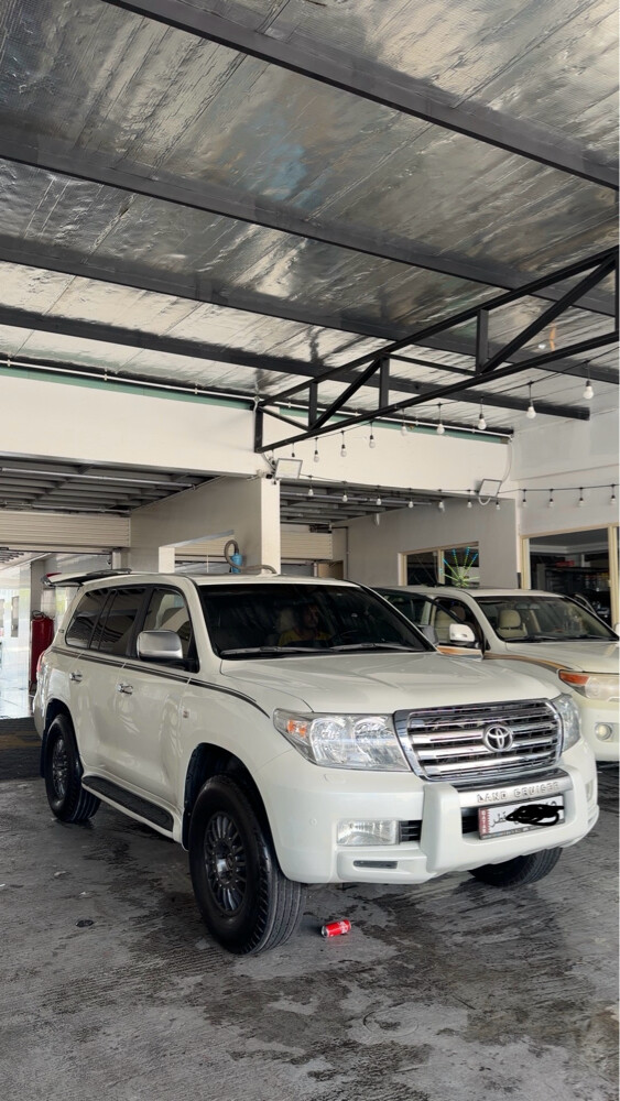 LAND CRUISER VXR 5.7 - 3