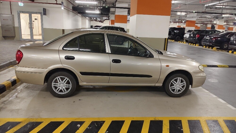 Nissan Sunny Japan 2009 254k sale - 2