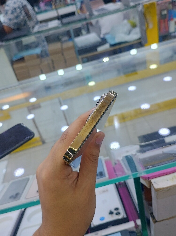 iPhone 13 pro max - 6
