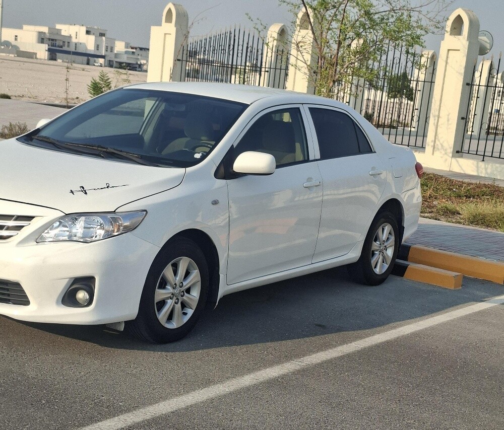 Toyota Corolla 2013 (1.8) Mid optio - 1