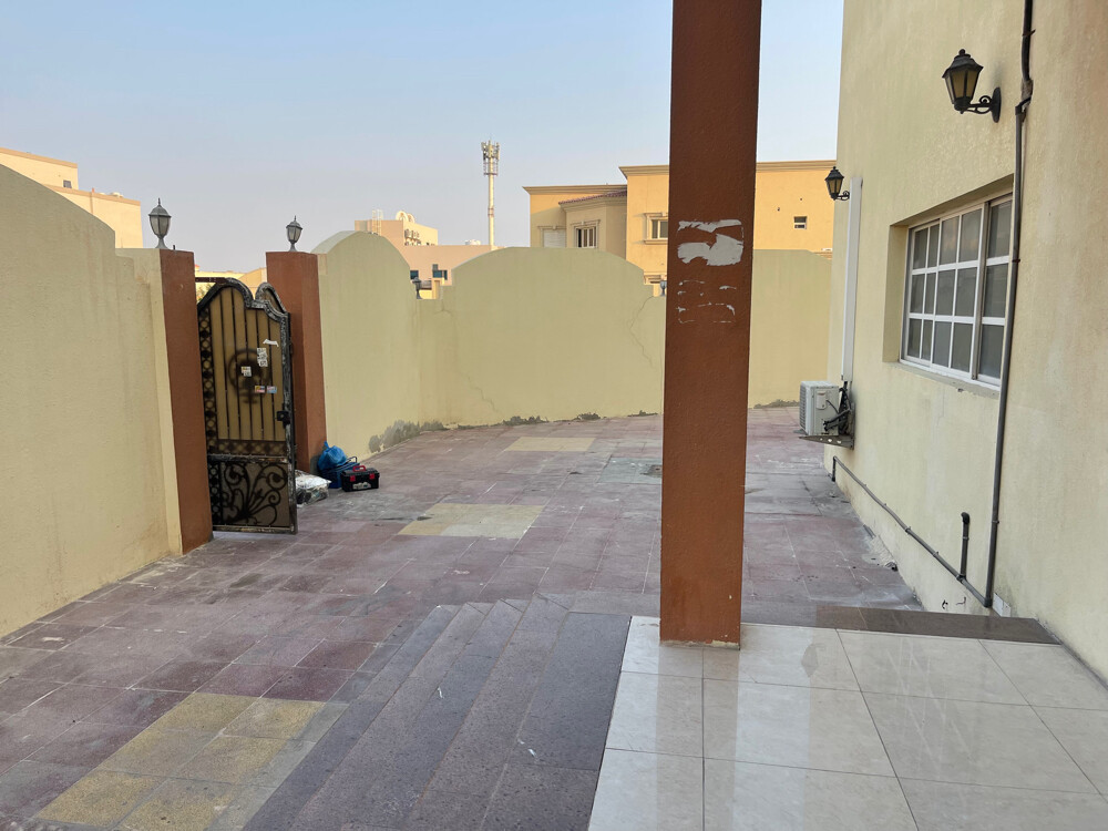 غرفة وصالة عين خالد مباشر  - 4