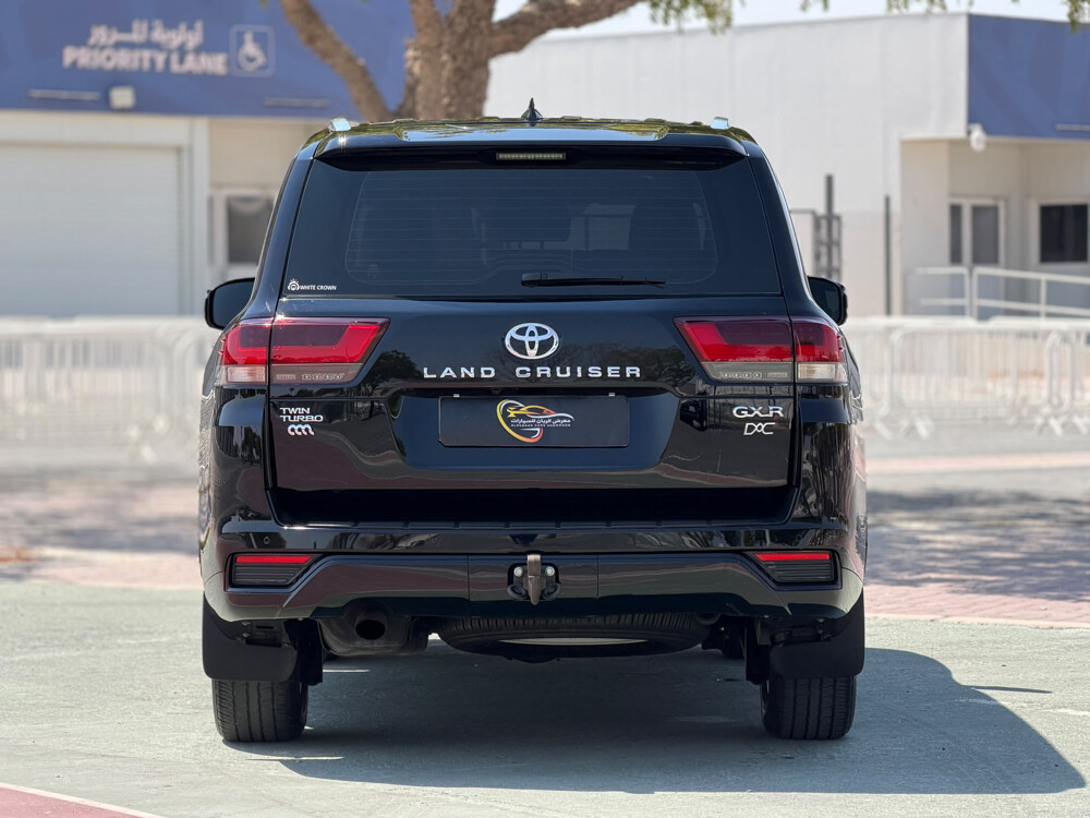 Toyota Land Cruiser GXR Twin Turbo  - 6