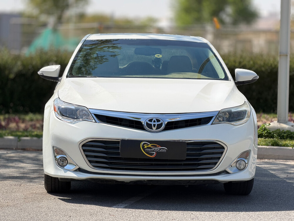 Toyota Avalon XLE - 2