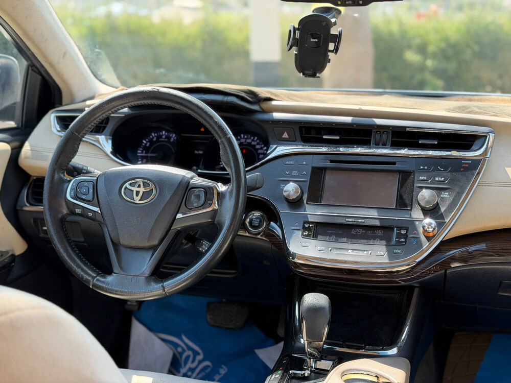 Toyota Avalon XLE - 10