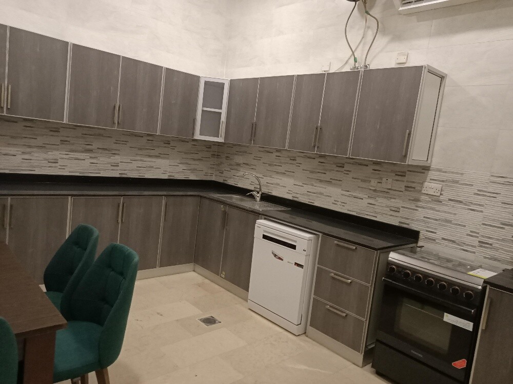 For rent: A furnished apartment - 11