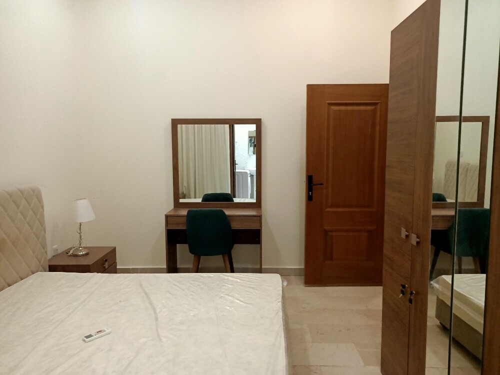 For rent: A furnished apartment - 4