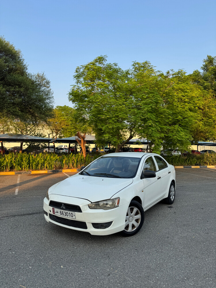 Mitsubishi Lancer Ex 2014 - 2