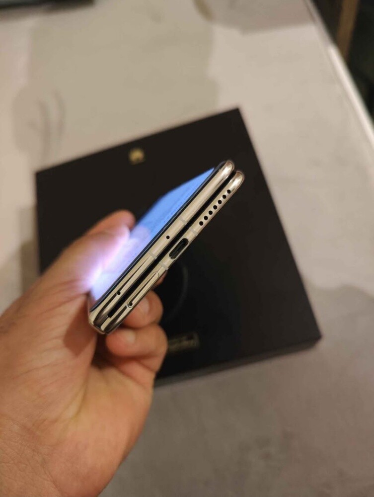 Huawei mate x7 16+512 gb - 5