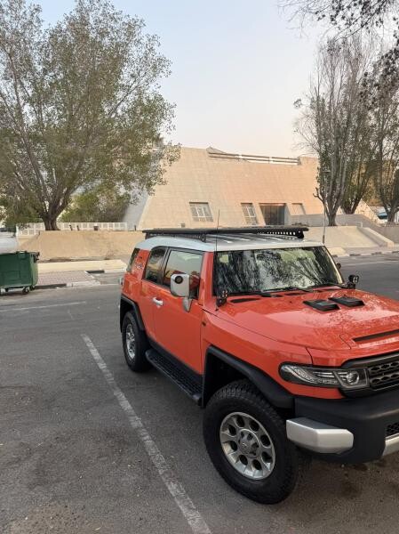 FJ - 2013 - Excellent Condition - 2