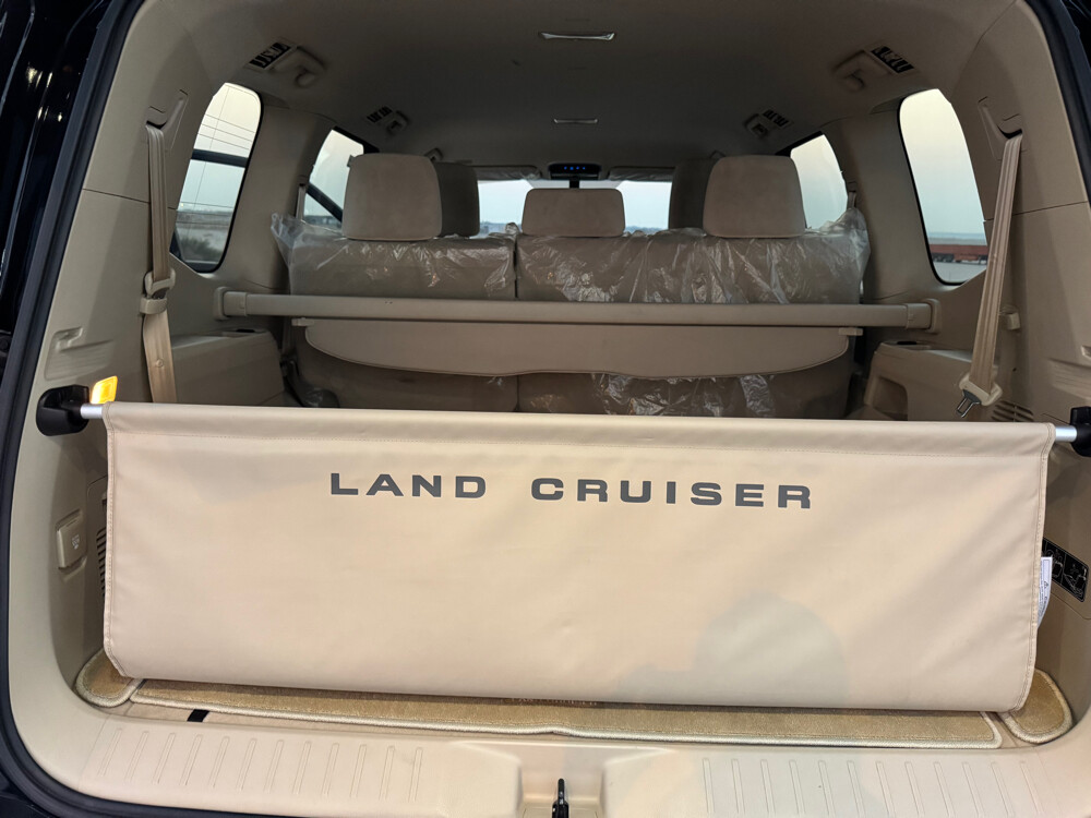 Land Cruiser - 9
