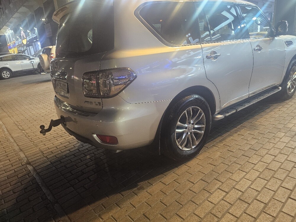 nissan patrol model 2012 - 6