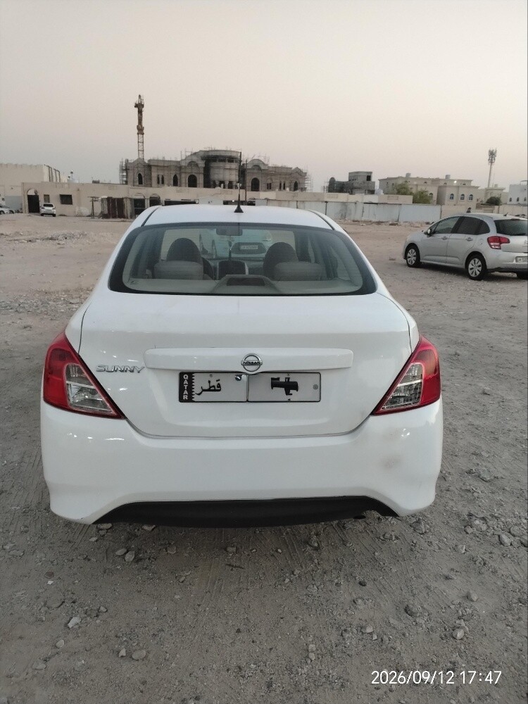 nissan sunny - 2