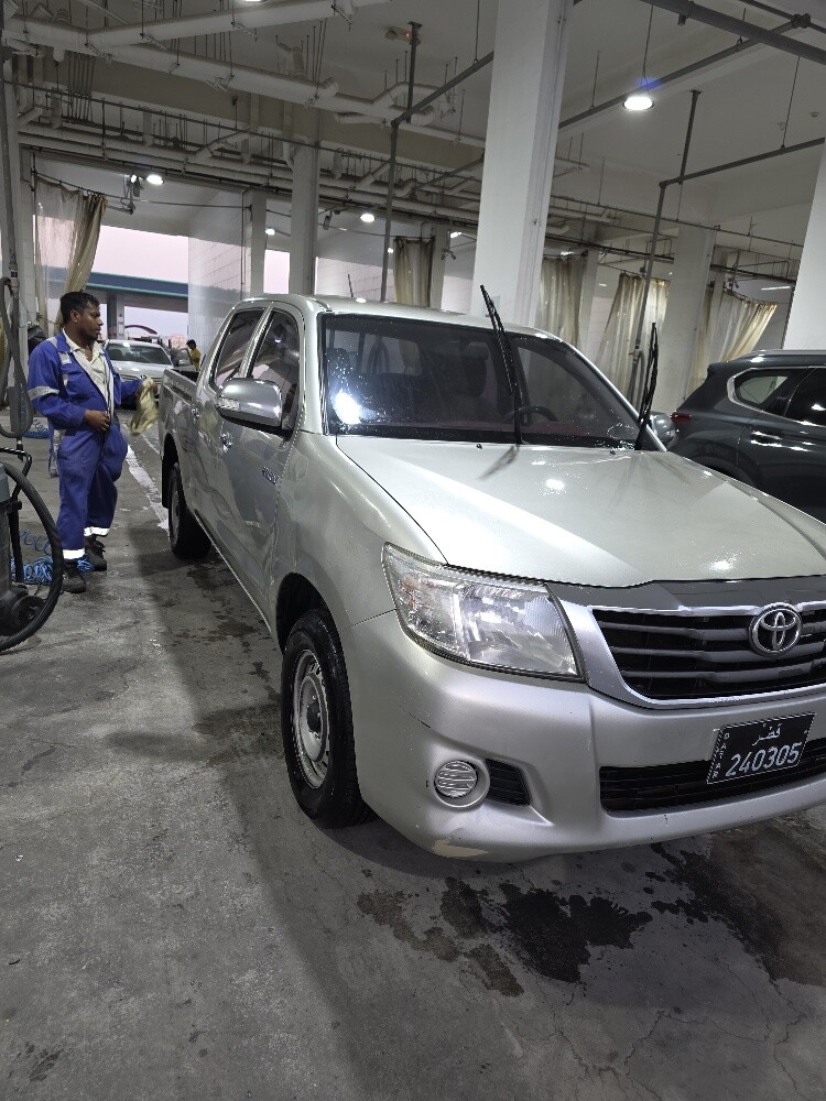 TOYOTA HILUX - 3