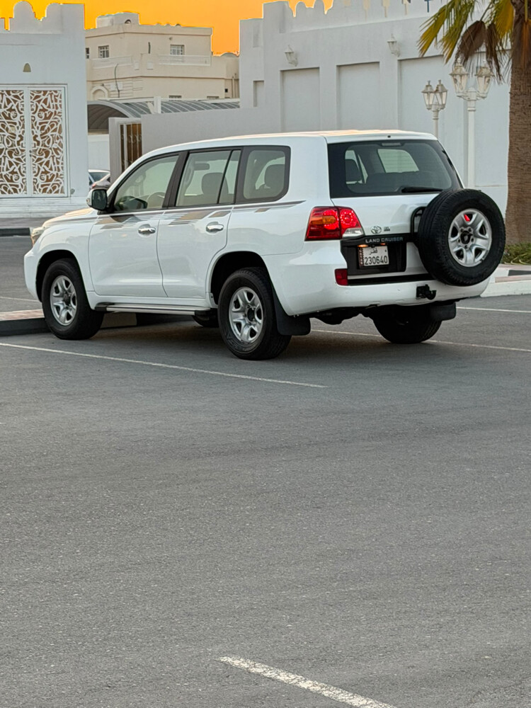 للبيع كروزر استندر 20014 - 9