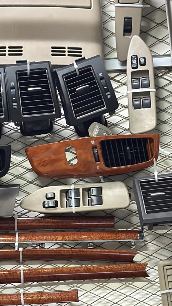 All parts available for land cruise - 5