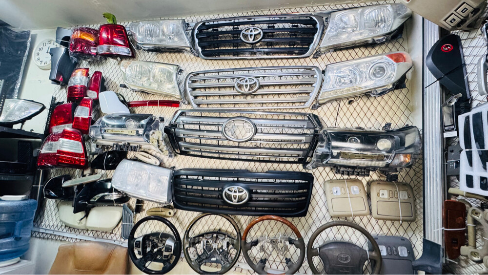 All parts available for land cruise - 7