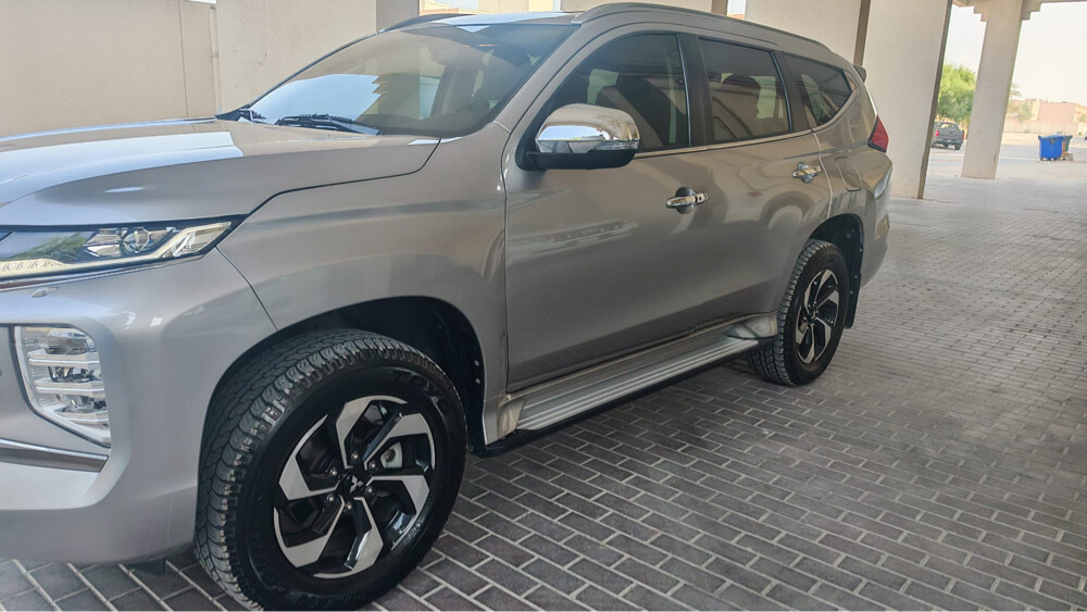 Mitsubishi - 1