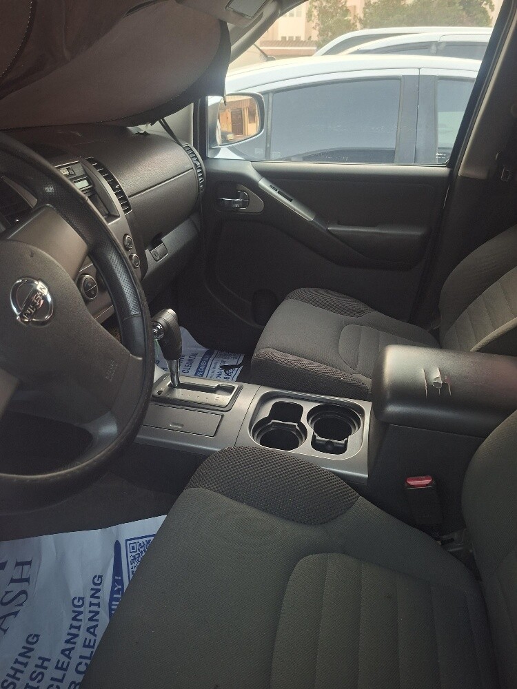 Nissan Pathfinder - 6