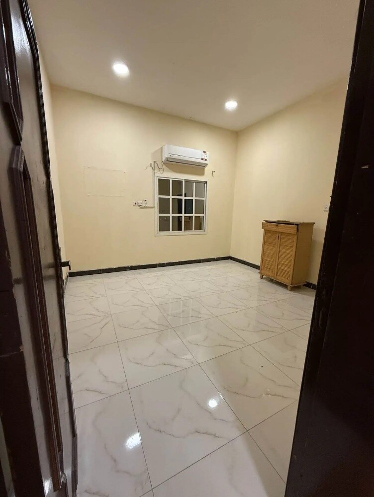 Two villas for rent in Muaither - 4