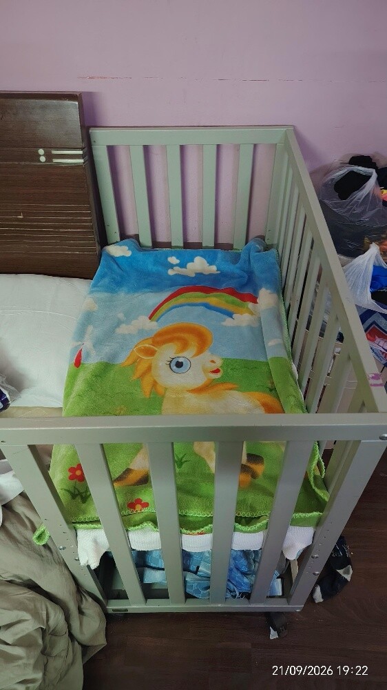 baby crib - 9